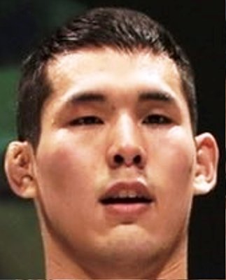 Yi